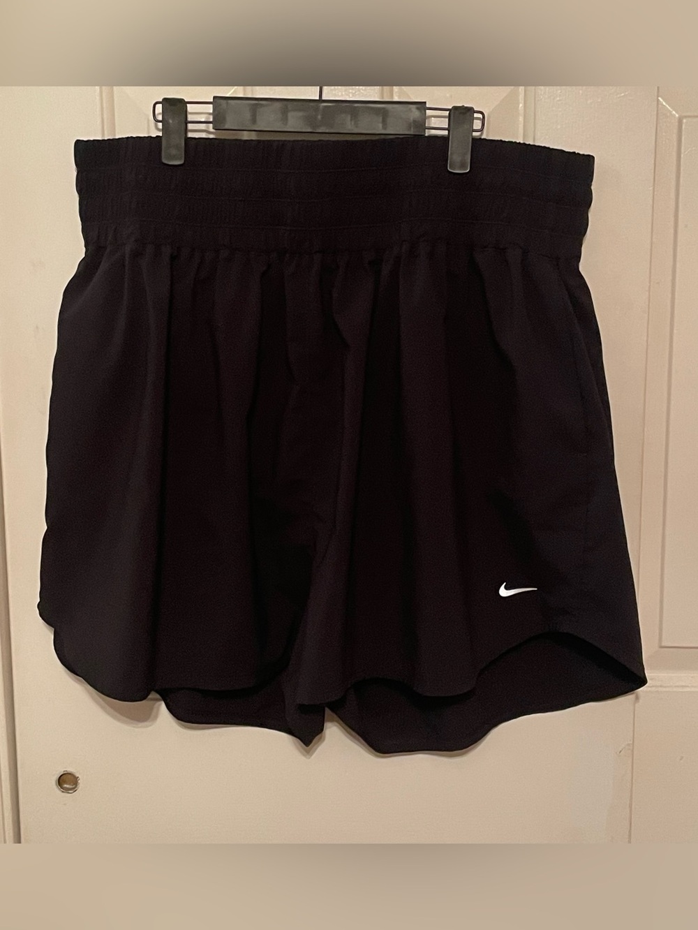 Nike Black Women's Lightweight Athletic Shorts with Swoosh